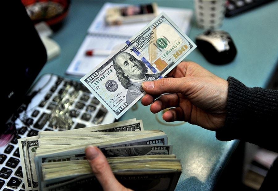 كيف إفتتح دولار السوق السوداء اليوم؟