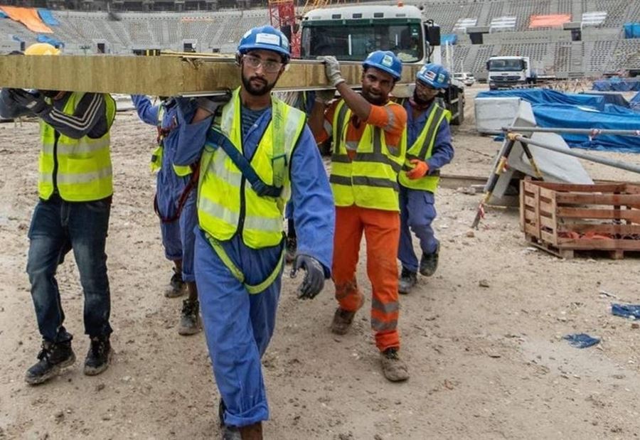 "العفو الدولية" تُهاجم قطر... عمال المونديال "أسرى"! "العفو الدولية" تُهاجم قطر... عمال المونديال "أسرى"!
