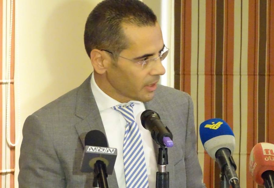 علامة يعرض واقع المياه في الضاحية  علامة يعرض واقع المياه في الضاحية