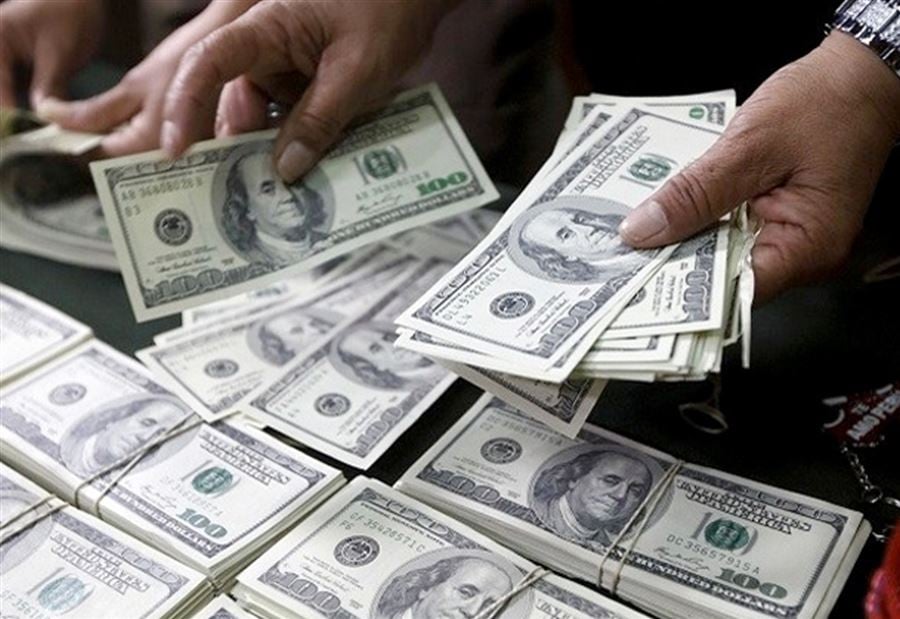 هل من جديد في سعر الدولار لدى الصرافين؟