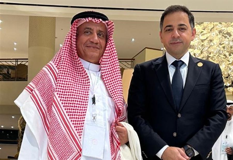 "مادة دسمة" سيقدمها منصوري في المؤتمر النقدي العربي