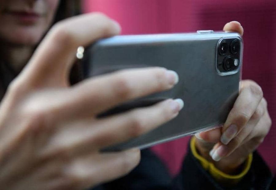 الهواتف الذكية والاكتئاب... خبراء الصحة يشرحون العلاقة