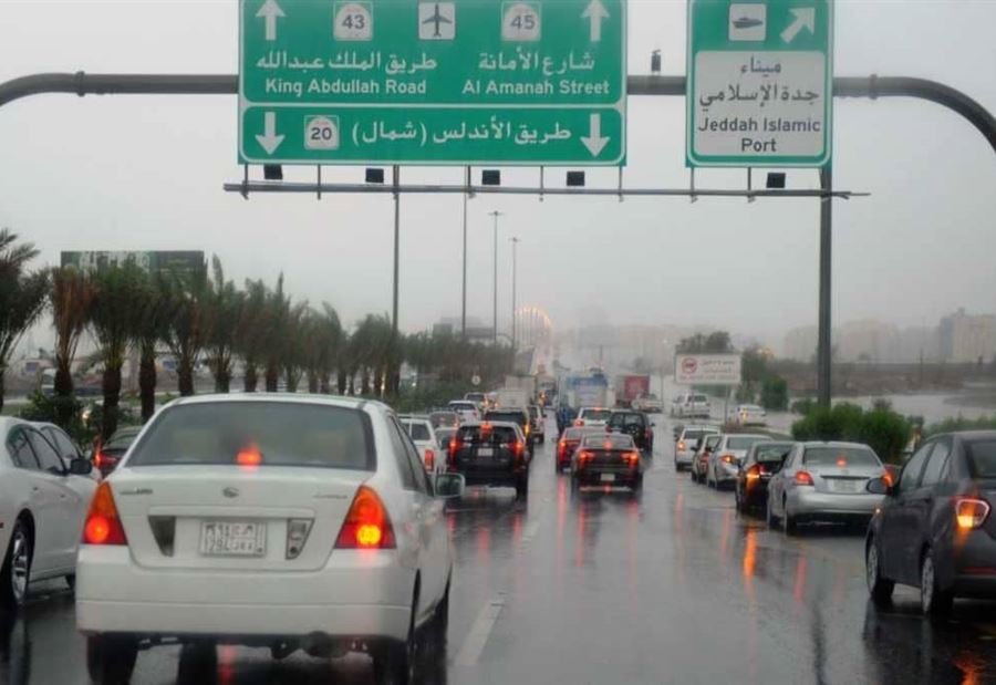 سيول السعودية تتسبب في 12 حالة وفاة