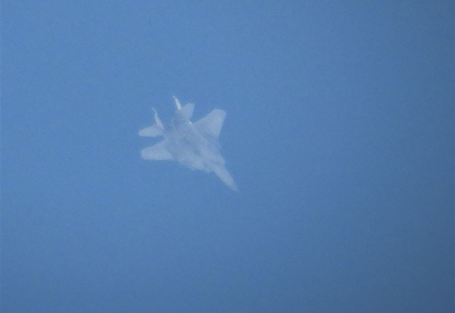 بالصور: الطائرات الحربية "F15" تحلق في أجواء لبنان بالصور: الطائرات الحربية "F15" تحلق في أجواء لبنان