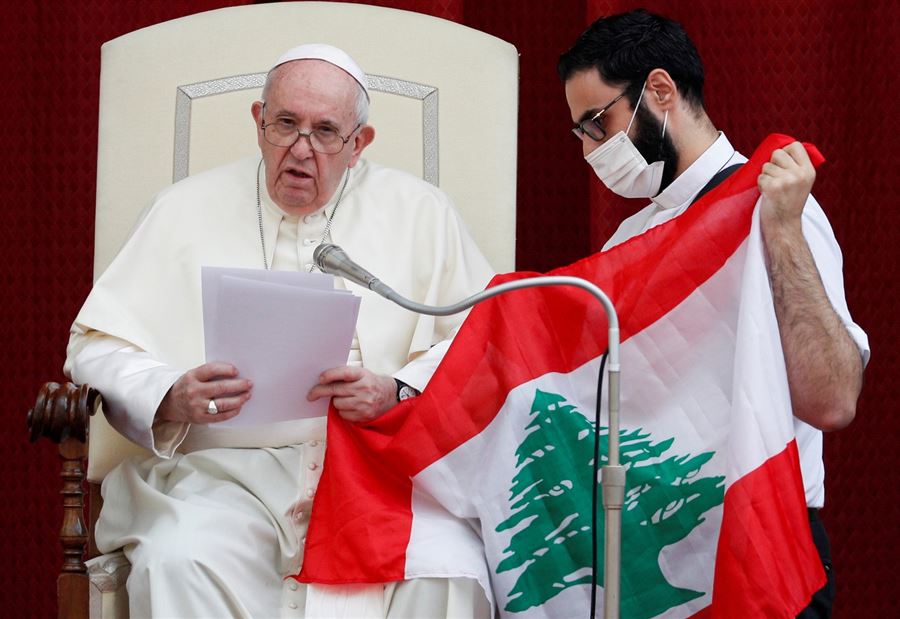 مساعدات "فاتيكانية"
