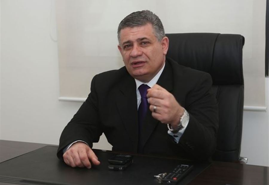 ضو: هناك أغبياء يعيدون الخطأ نفسه أكثر من مرة!