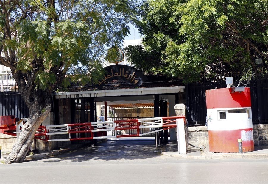 إجراءات جديدة من وزارة الداخلية تتعلق بـ"أزمة النزوح الداخلي" إجراءات جديدة من وزارة الداخلية تتعلق بـ"أزمة النزوح الداخلي"