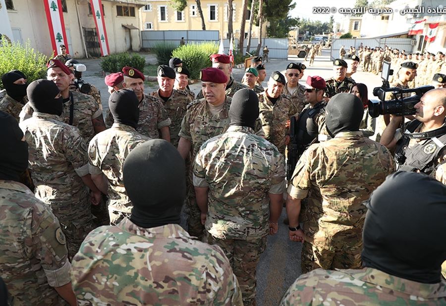"الأمن خط أحمر"... قائد الجيش يؤكد استمرار الحرب ضد المخدرات! 
