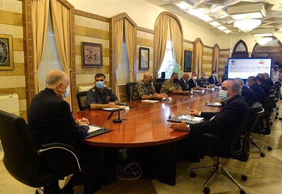 "للوقوف يدًا واحدة من أجل لبنان"... إجتماع أمني