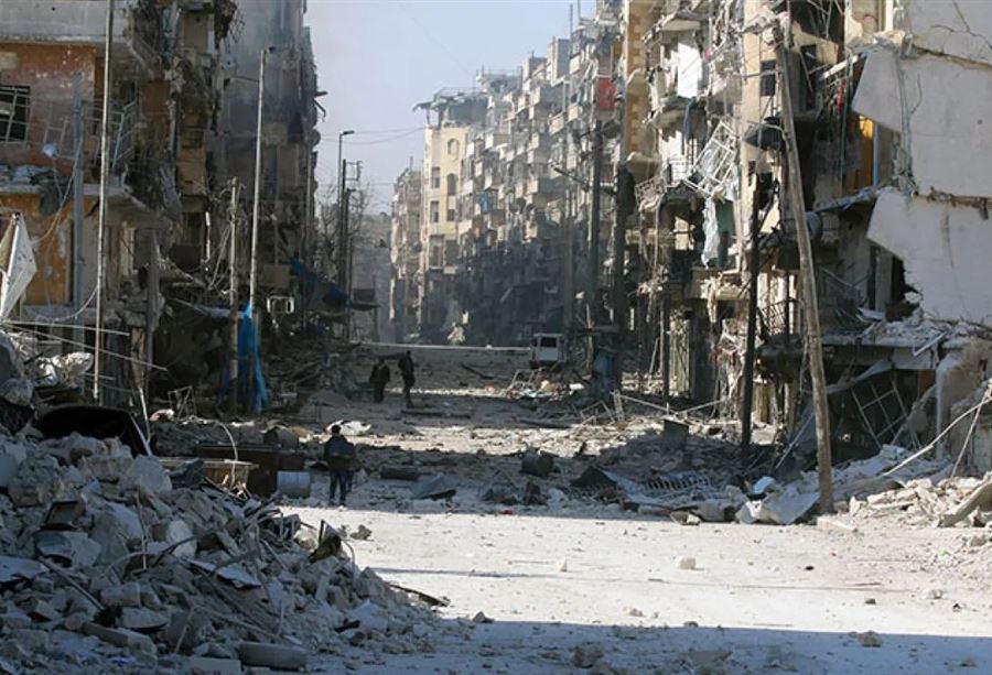 توجهات إيرانية جديدة من البوابة اللبنانية... معركة حلب "متوقعة"