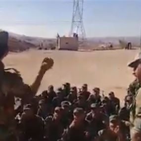 بالفيديو: مازح رفاقه بالجيش السوري بقنبلة!
