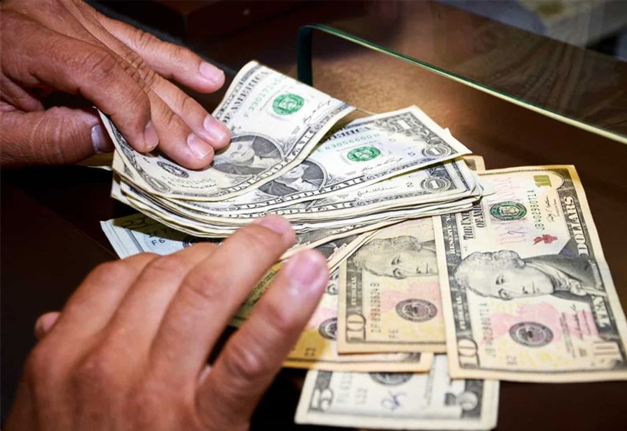 تسعيرة الدولار لدى الصرافين اليوم الثلاثاء 