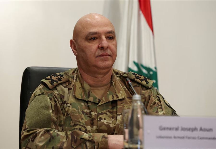 صحيفة سعودية تلمّع صورة قائد الجيش: جوزف عون الخيار الرئاسي القادم؟ صحيفة سعودية تلمّع صورة قائد الجيش: جوزف عون الخيار الرئاسي القادم؟