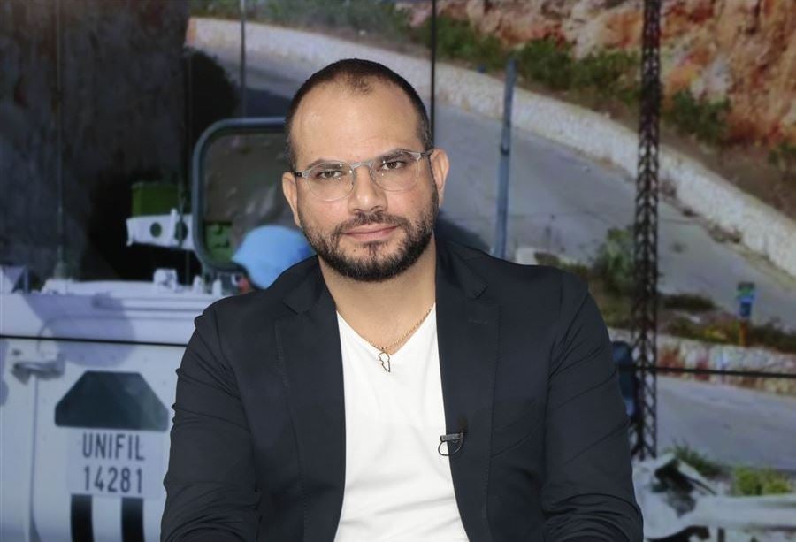 رياض طوق يقصف جبهة حليمة قعقور وسينتيا زرازير! 
