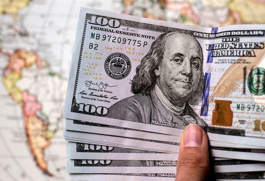بعد تأجيل الإستشارات... كيف فتحَ دولارُ السوقِ السوداء؟ 