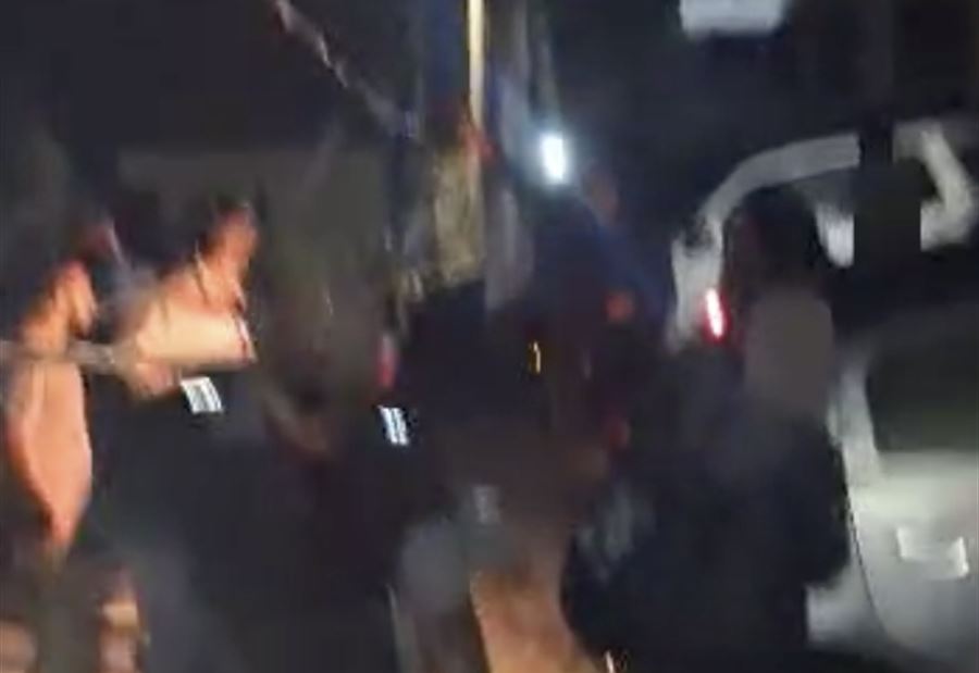 الهمجية الإسرائيلية تفعل فعلها في القماطية: استشهاد ستة أشخاص بينهم ثلاثة أطفال الهمجية الإسرائيلية تفعل فعلها في القماطية: استشهاد ستة أشخاص بينهم ثلاثة أطفال