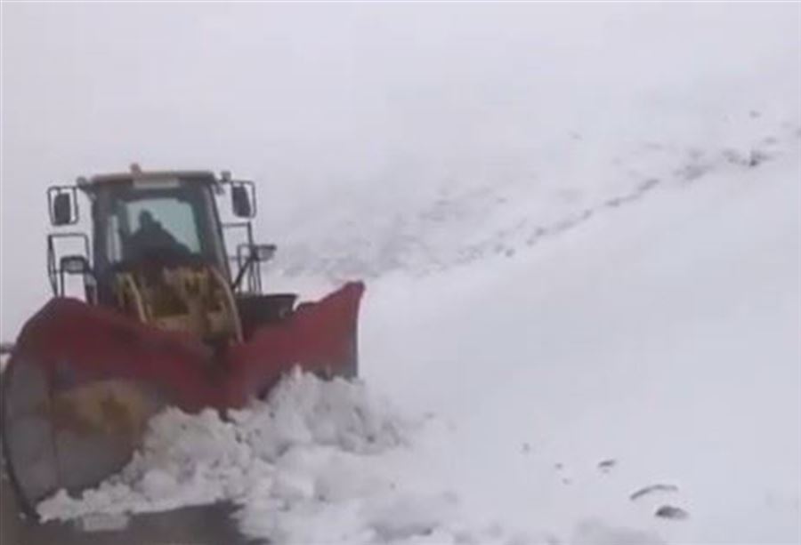 بالفيديو: حمية يعلن جهوزية مراكز جرف الثلوج بالفيديو: حمية يعلن جهوزية مراكز جرف الثلوج