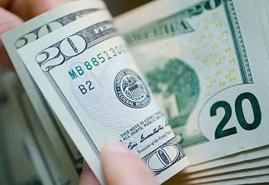 سعرُ صرفِ الدولارِ لدى الصرافين اليوم الأحد 