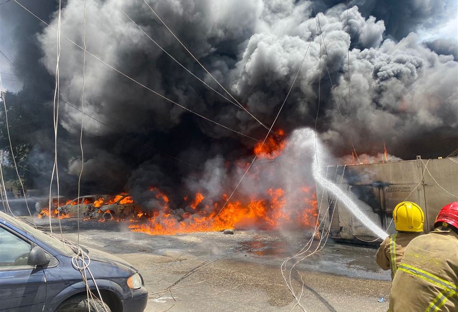 حريقٌ كبيرٌ في الضاحية الجنوبية (صور وفيديو)