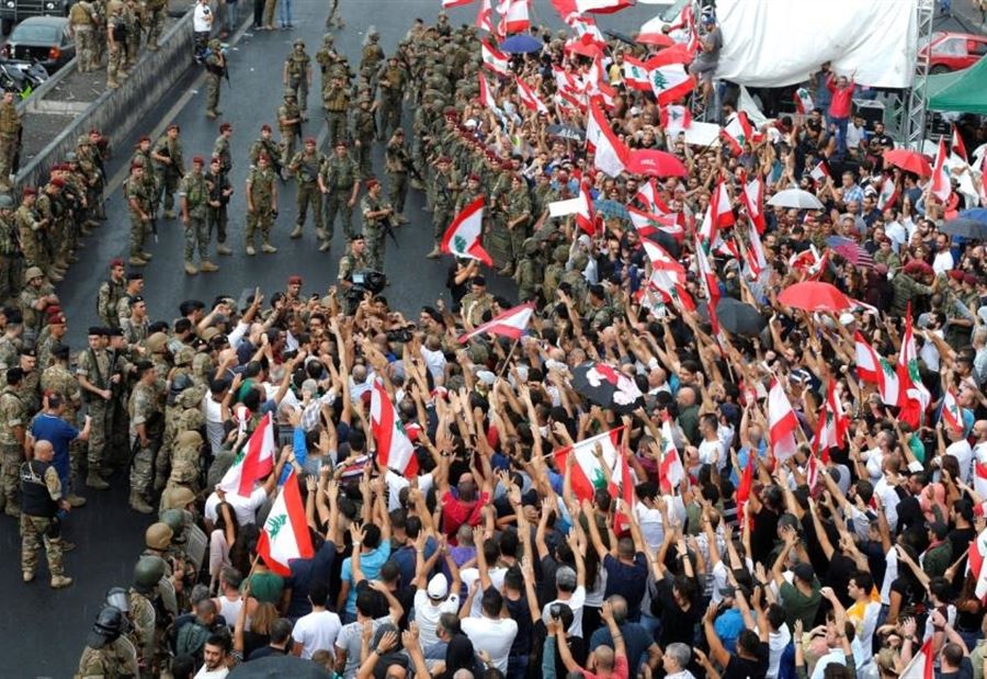 وهاب: شيئٌ مُريب يحدث في المناطق المسيحية