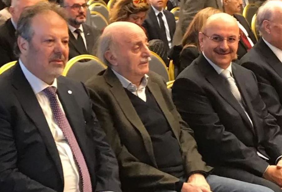 جنبلاط في مؤتمر النازحين: لابعاد هذا الملف عن الوزارات المعنية 