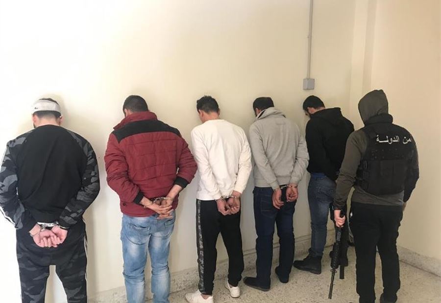 بالصور: توقيف عصابة في أدما - كسروان بالصور: توقيف عصابة في أدما - كسروان