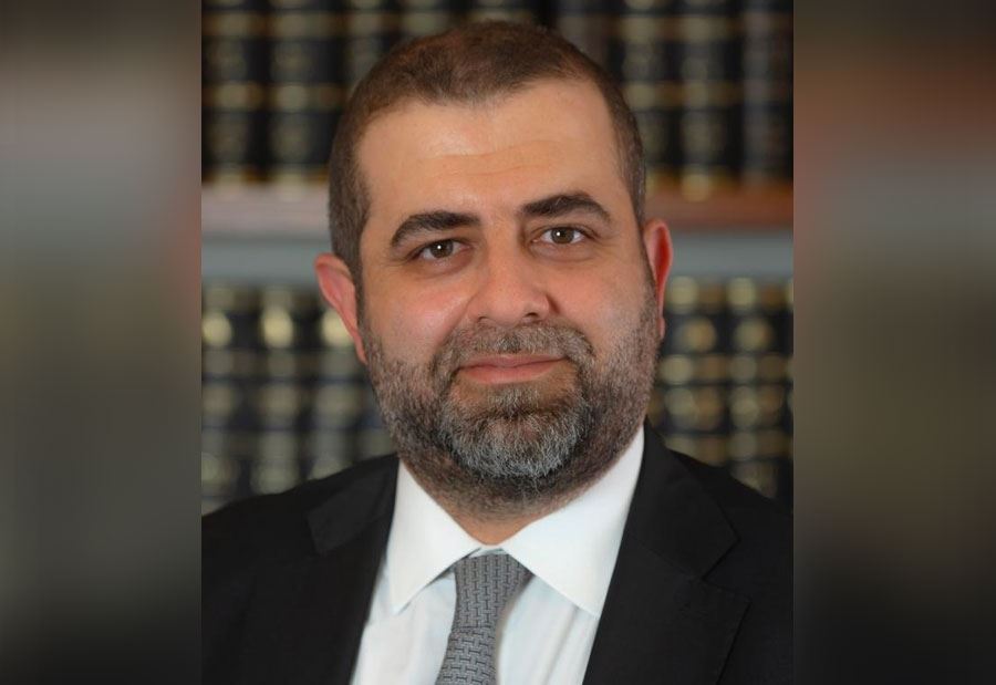  المحامي والناشط السياسي لؤي غندور يهاجم باسيل