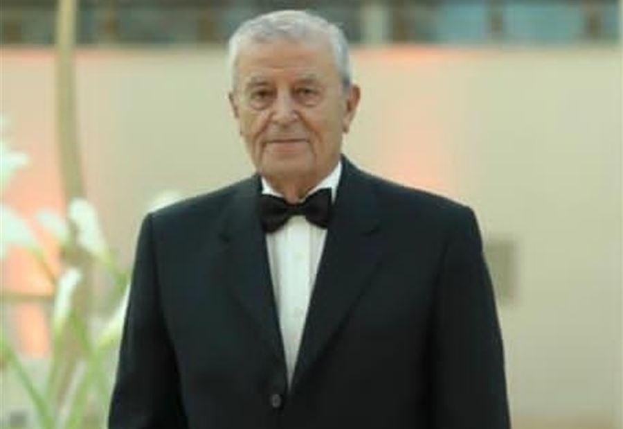 توفيت إبنته قبل أيام... الموت يُغيب مدير عام سابق  