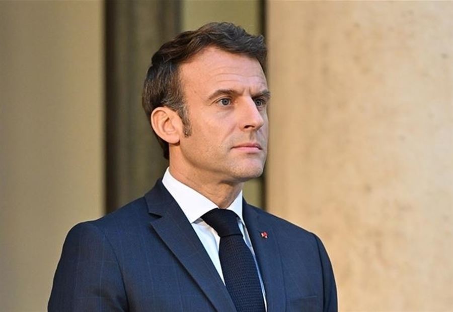 "طرد مرعب" في الإليزيه... إصبع مقطوع على مكتب ماكرون!