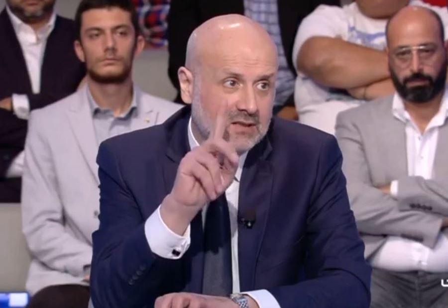 وزير الداخلية... "يبوس تريز"
