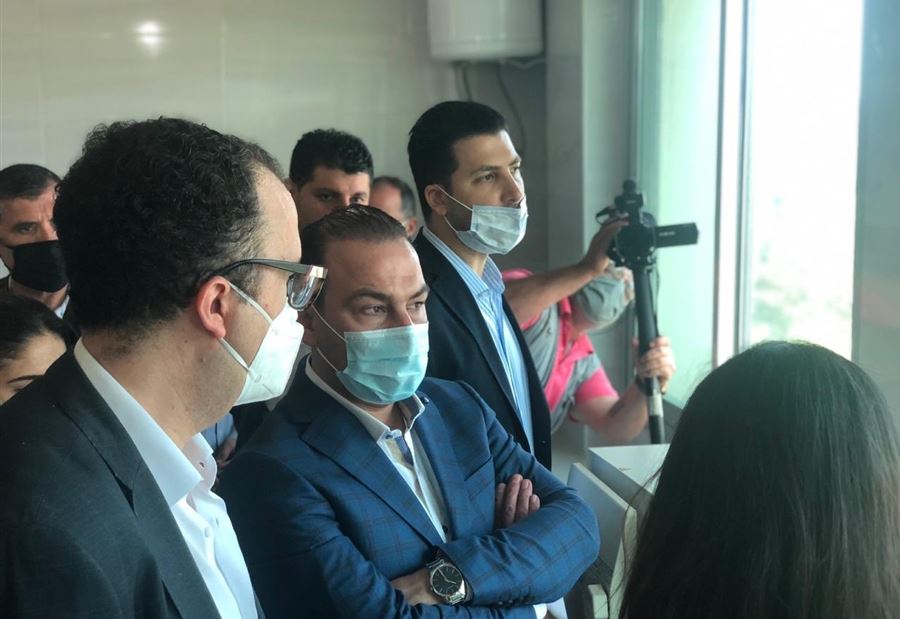 مرتضى كلف "الزراعة" أخذ عينات من المواد الغذائية بالمرفأ