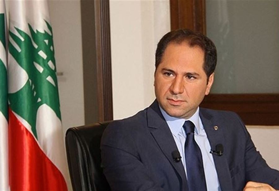 "سأفتقد أمثلتك"... الجميل يرثي صديقه!