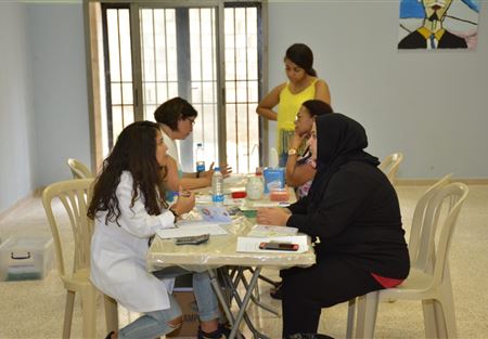 حملة صحية مجانية في ثانوية رحبة الرسمية