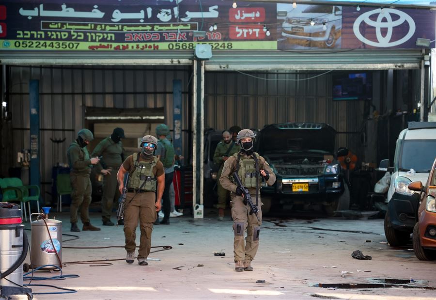 ظنّوا أنهم فلسطينيون وحاول العرب اسعافهم... جديد عملية قتل مستوطنين!