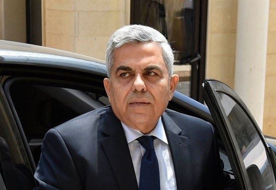 "ما بطلع من تيابي"... هكذا يرد حكمت ديب على الشائعات