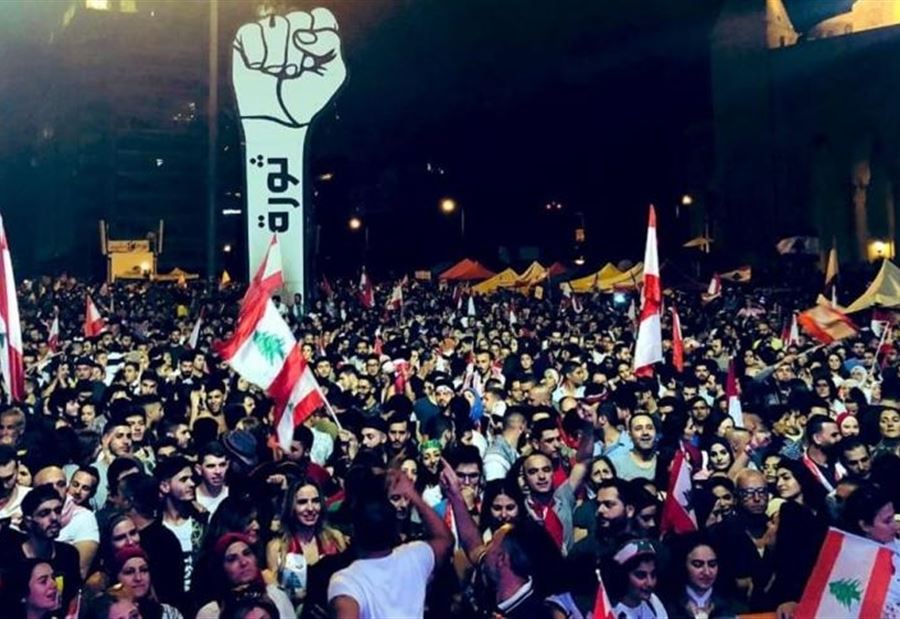 بعد شهرٍ على "ثورة 17 تشرين".. سلاح حزب الله إلى الواجهة