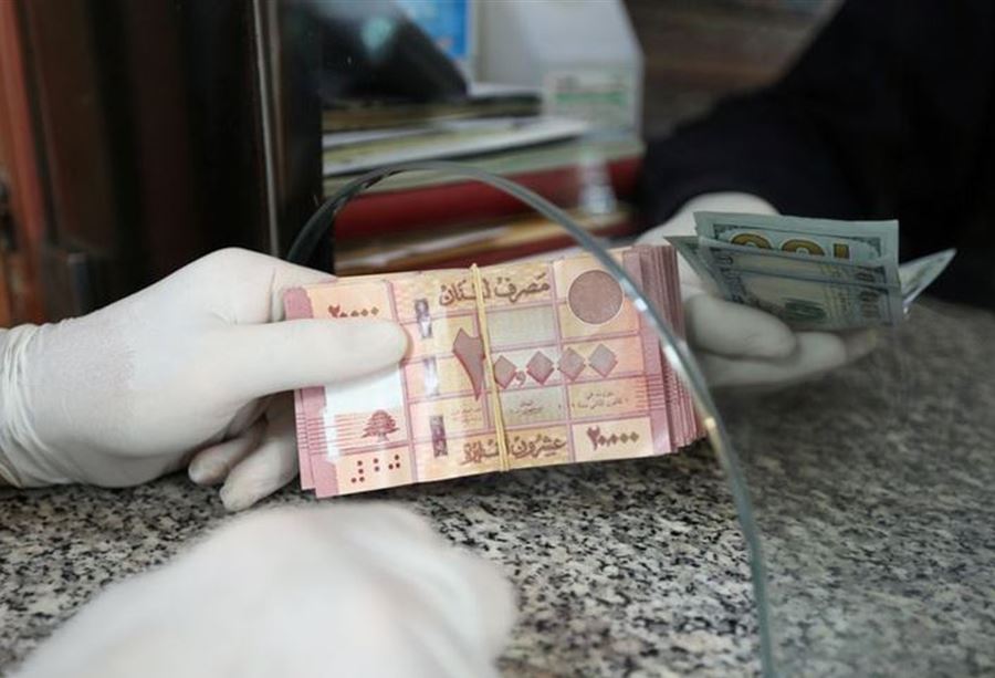 نقابة الصرافين تُعلن تسعيرة الدولار لليوم الجمعة