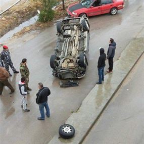 جرحى بحادث سير تحت جسر الغازية