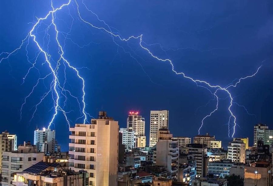 طقسُ الإثنين عاصفٌ بإمتياز... وتحذير!
