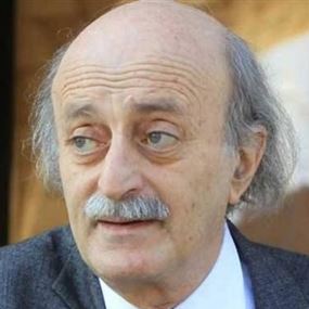 جنبلاط:كفى شتائم بحق سكارليت حداد