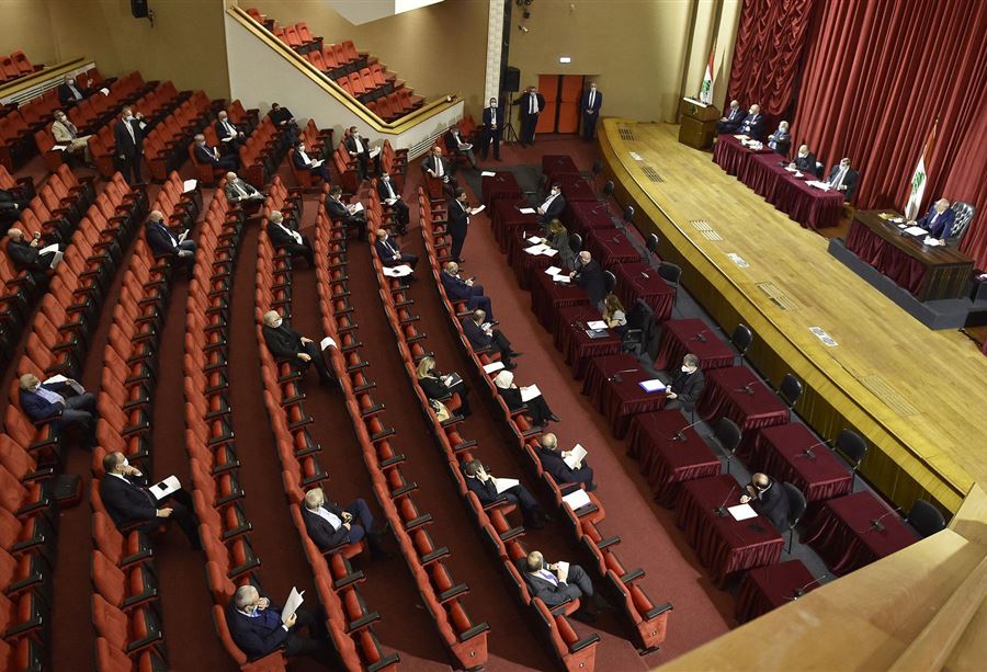 نائبٌ يدعو الحريري إلى "الإعتذار"