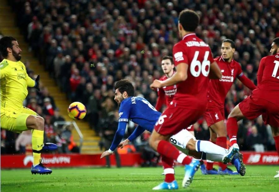 حامي عرين ليفربول يصدم الجميع باعتراف الصدمة