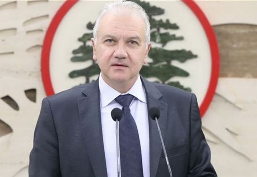 "كلام كاذب وبعيد"... كرم ينفي "شائعات" بشأن لقاء الحريري مع القوات! "كلام كاذب وبعيد"... كرم ينفي "شائعات" بشأن لقاء الحريري مع القوات!