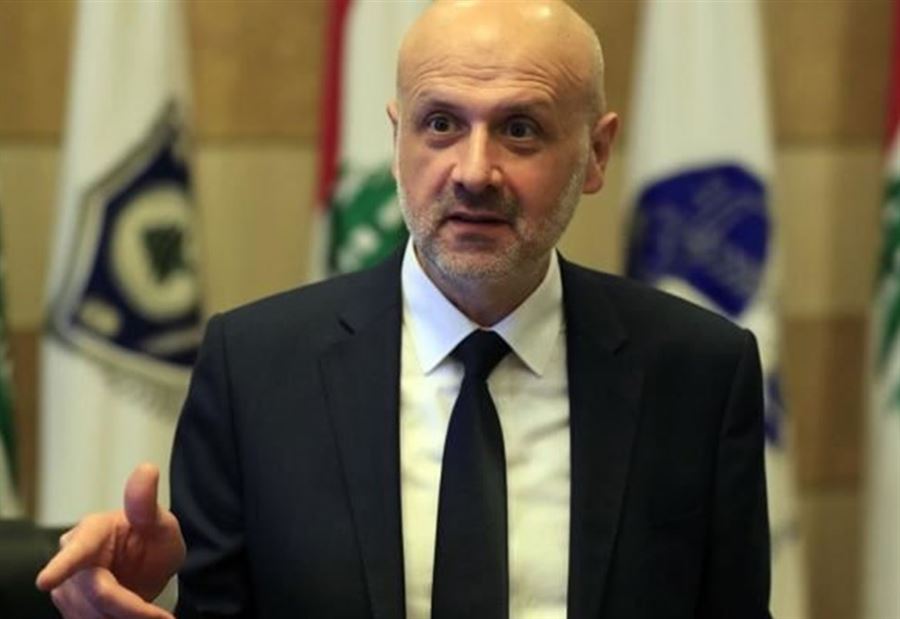 بعد حجز سيارات ودراجات مخالفة... خطوة هامّة للوزير! بعد حجز سيارات ودراجات مخالفة... خطوة هامّة للوزير!