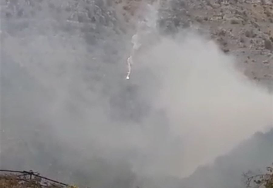 بالقذائف الفوسفورية... القصف الإسرائيلي يستهدف وادي شبعا (صور)