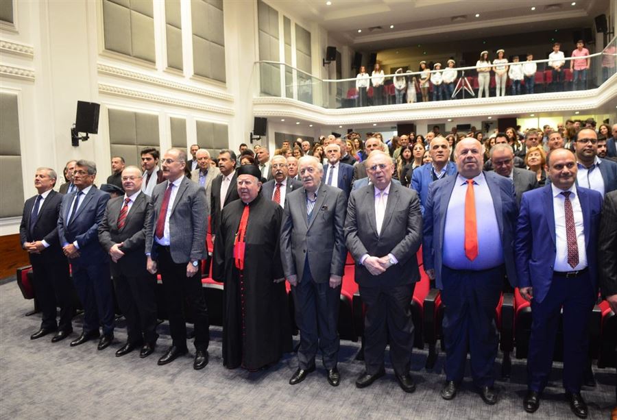 عبدالله: آن الآوان ان تظهر تلك المليارات عبدالله: آن الآوان ان تظهر تلك المليارات