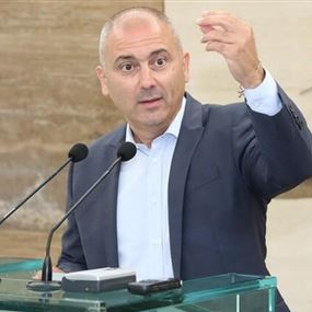 محفوض: هل بتنا في حارة "كل مين ايدو إلو"؟ محفوض: هل بتنا في حارة "كل مين ايدو إلو"؟