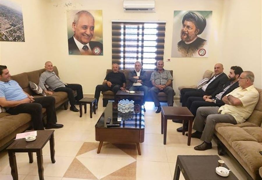 بزي: الجنوبيون يعرفون كيف يفتحون الطرقات بزي: الجنوبيون يعرفون كيف يفتحون الطرقات