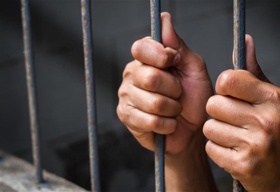 بعد إستشهاد جندي بطلق ناري... مخابرات الجيش توقف الفاعلين