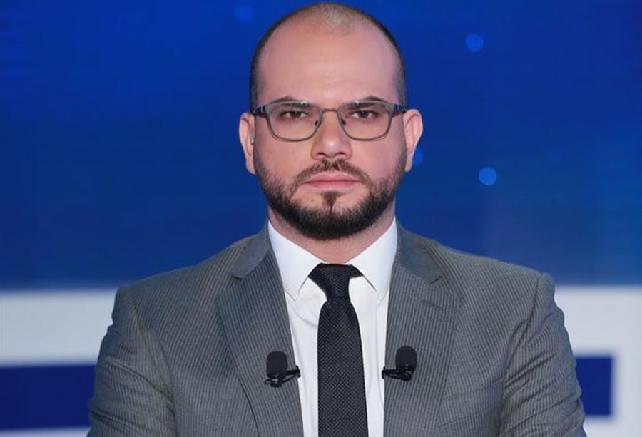 "حدشيت دون كهرباء".. وطوق يَتوعّد حايك!